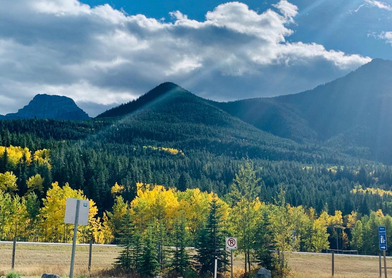 Fenwick Vacation Rentals - Scenic 1 Bedroom Plus Den, Pet Friendly Dead Mans Flats Extérieur photo