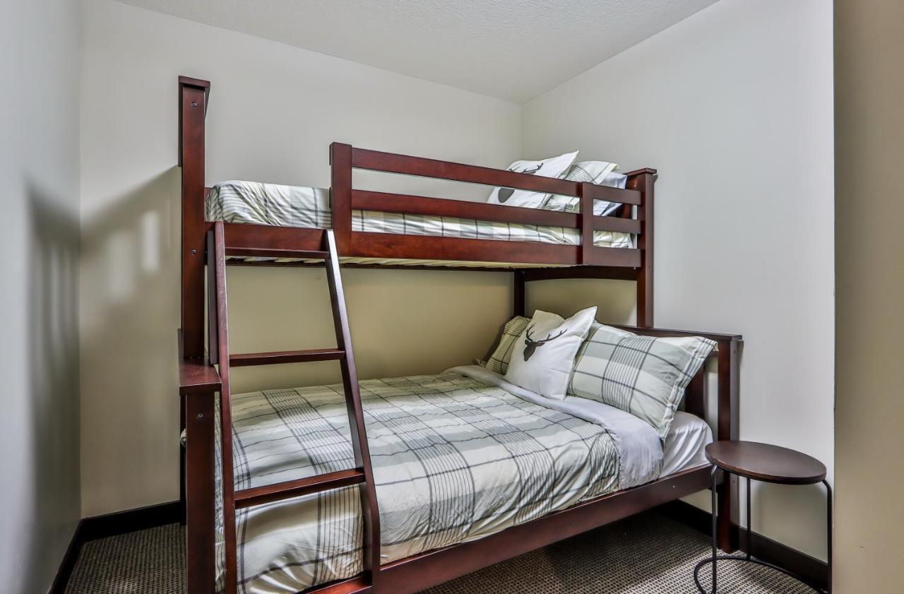 Fenwick Vacation Rentals - Scenic 1 Bedroom Plus Den, Pet Friendly Dead Mans Flats Extérieur photo
