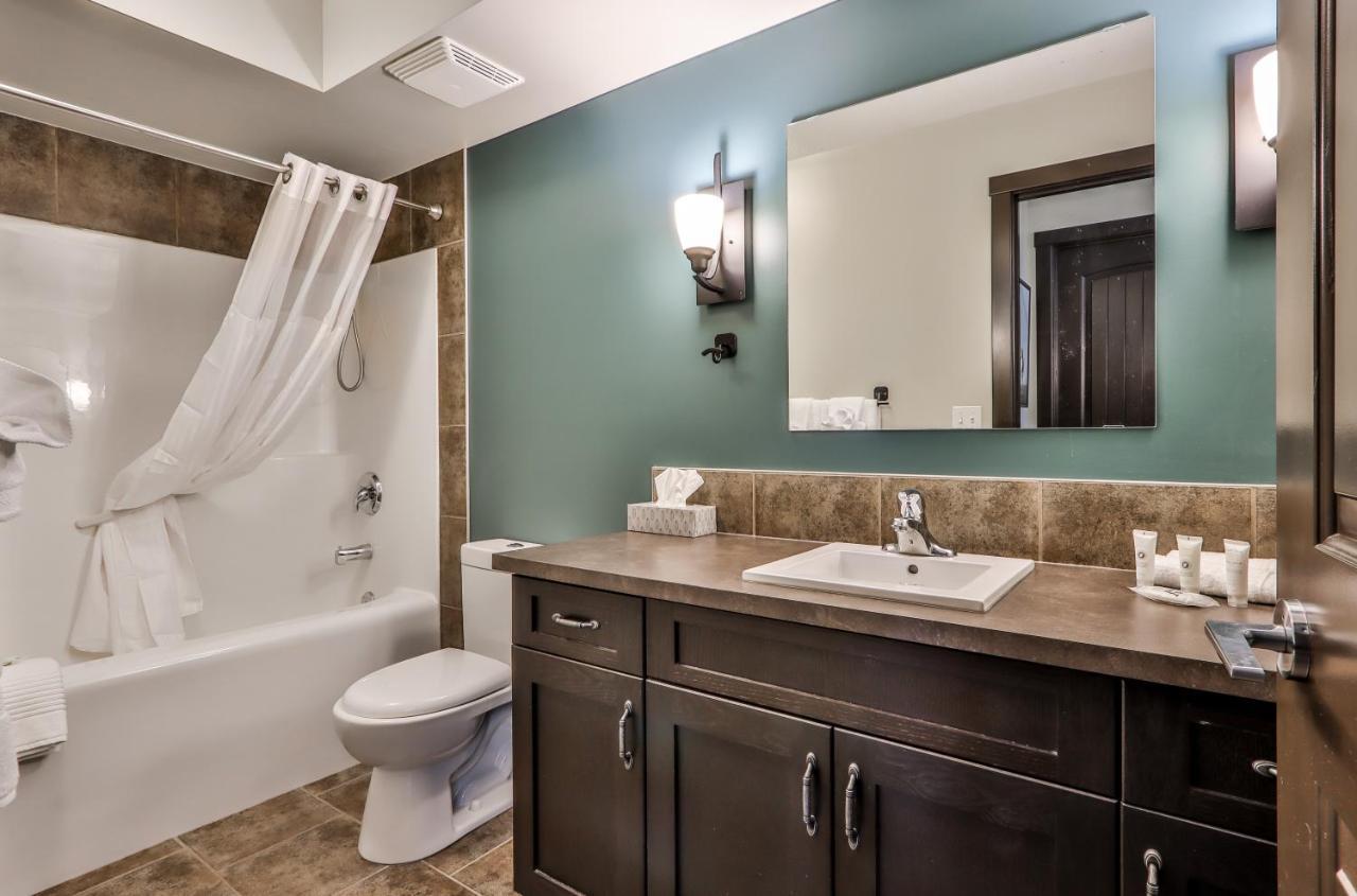 Fenwick Vacation Rentals - Scenic 1 Bedroom Plus Den, Pet Friendly Dead Mans Flats Extérieur photo